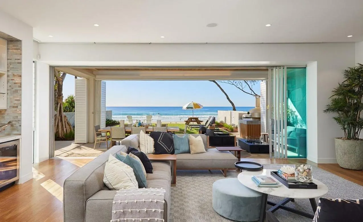 Beach Front Villa Gold Coast 0*,